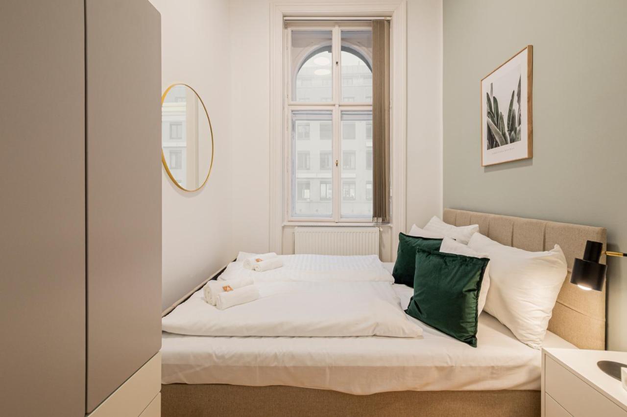 Charming Apt Perfect For 4-6 Tram, Self-Checkin Vienna Esterno foto